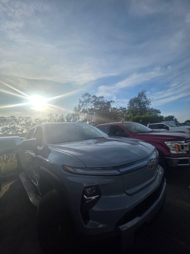 chevrolet silverado ev 2025 1GC10ZED5SU410874 image chevrolet silverado ev 2025 1GC10ZED5SU410874 image